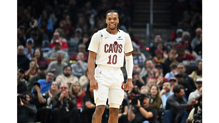 Phoenix Suns v Cleveland Cavaliers