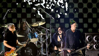 Nirvana Reunion at the FireAid Concert