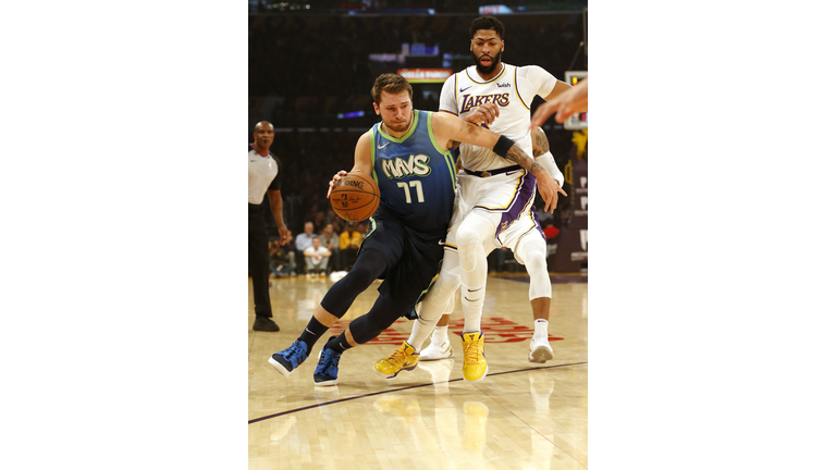 Dallas Mavericks v Los Angeles Lakers