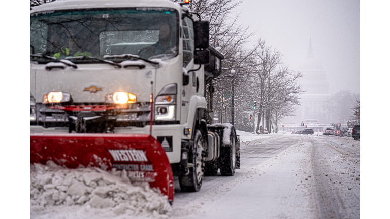 Winter Storm Brings Snow From Midwest To East Coast