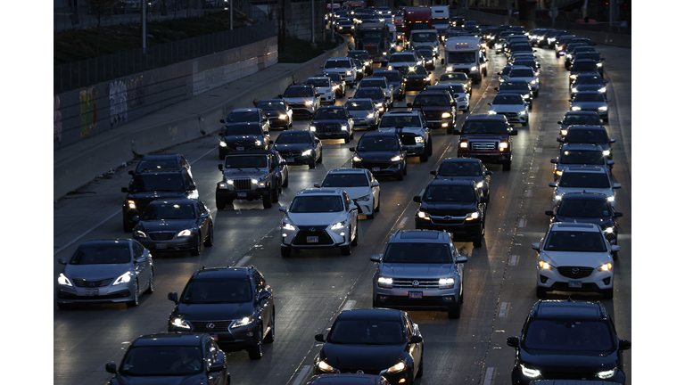 US-HOLIDAY-THANKSGIVING-TRAFFIC
