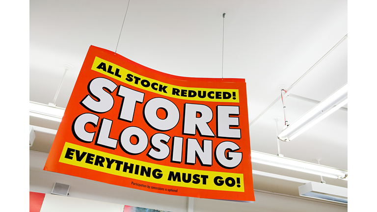 Store closing sign