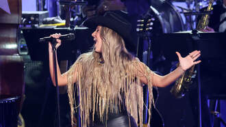 Lainey Wilson's Engagement Ring Is Massive