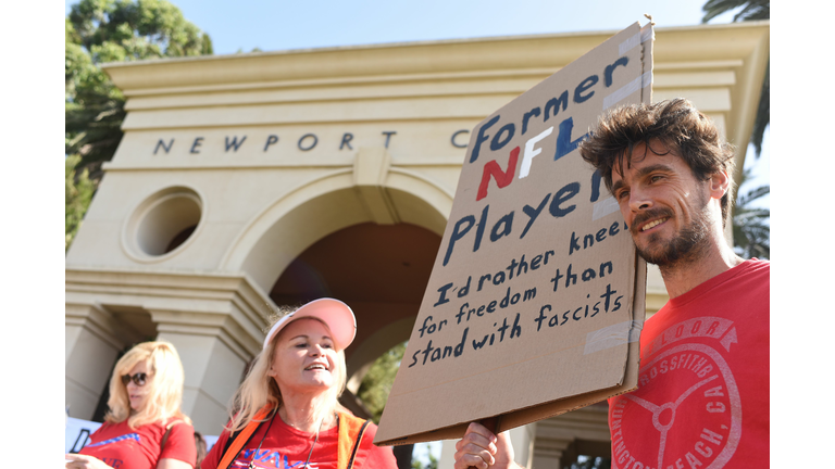 US-POLITICS-PROTEST-PENCE