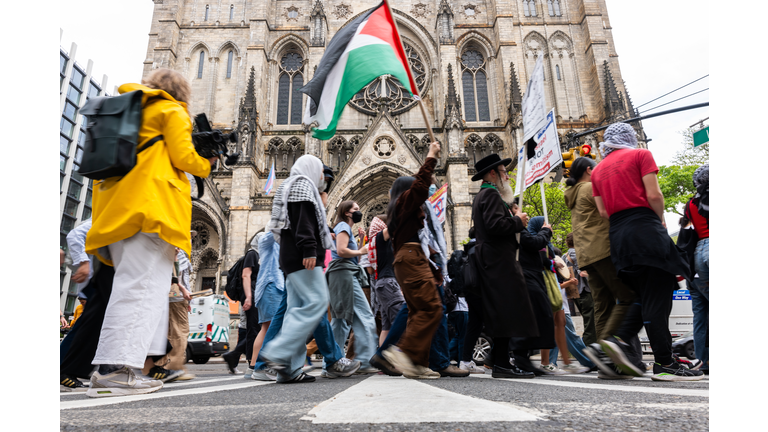 War In Gaza Continues To Spark Tenions Around NYC College Campuses