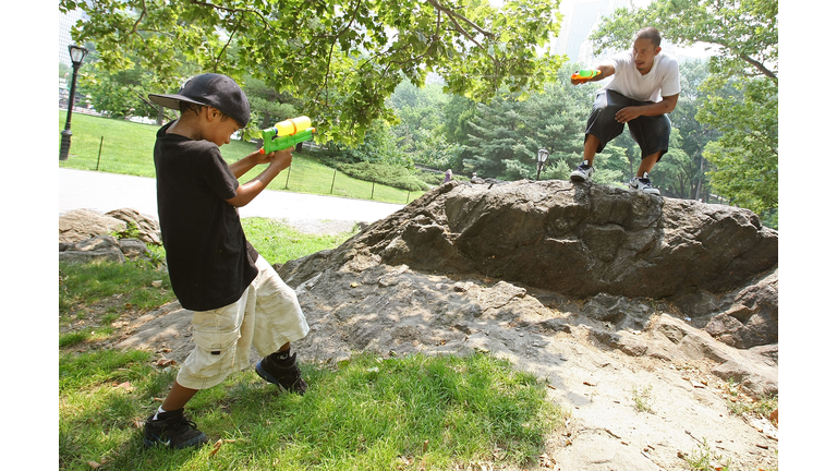 New York Withers Under Heat And Humidity