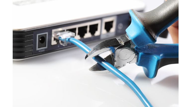 Hand cutting internet cable of router