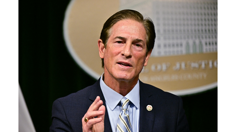 US-ENTERTAINMENT-CRIME-JUSTICE-MENENDEZ