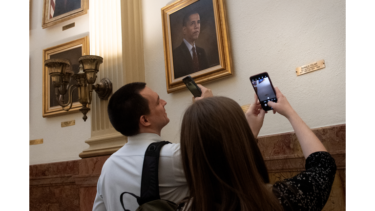 US-POLITICS-PAINTING