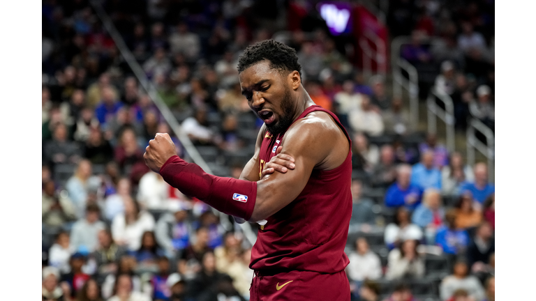 Cleveland Cavaliers v Detroit Pistons