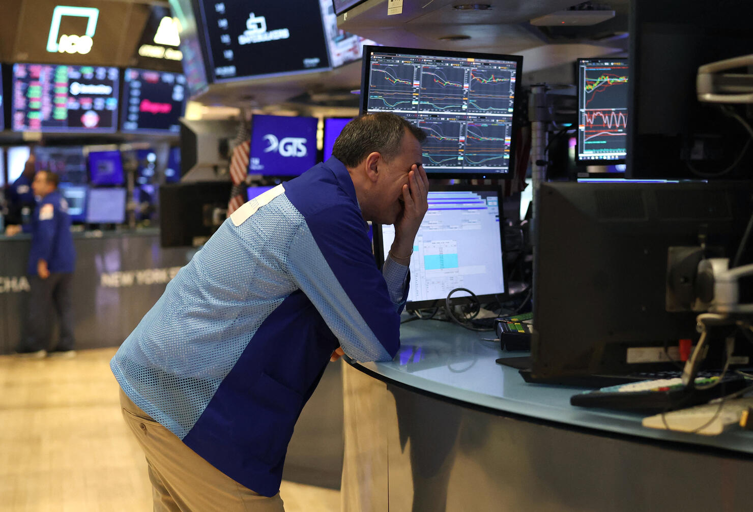 TOPSHOT-US-ECONOMY-MARKET-STOCKS