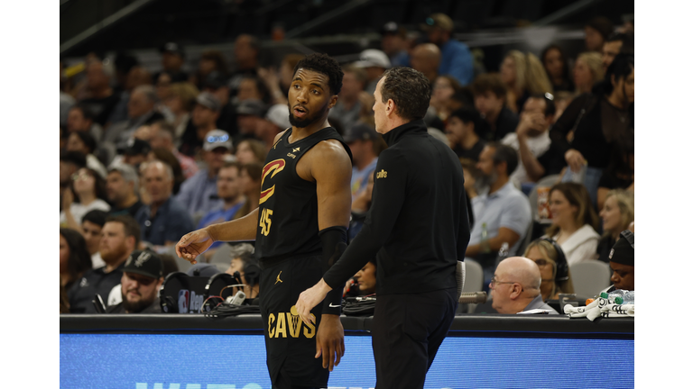 Cleveland Cavaliers  v San Antonio Spurs