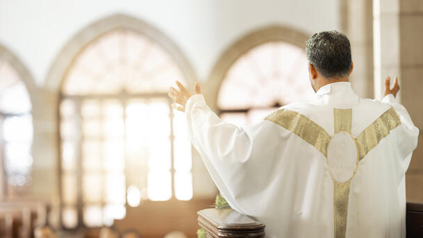 IRS Says Churches Can Endorse Political Candidates And Keep Tax Exemptions