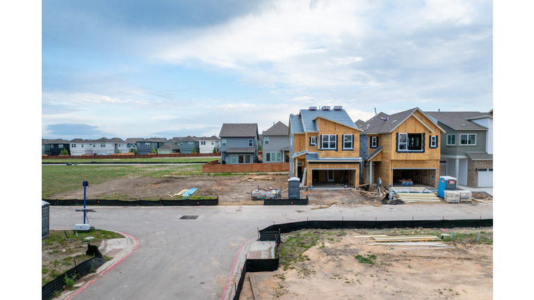 New Housing Construction Slows On Rising Material Costs And Tariff Concerns