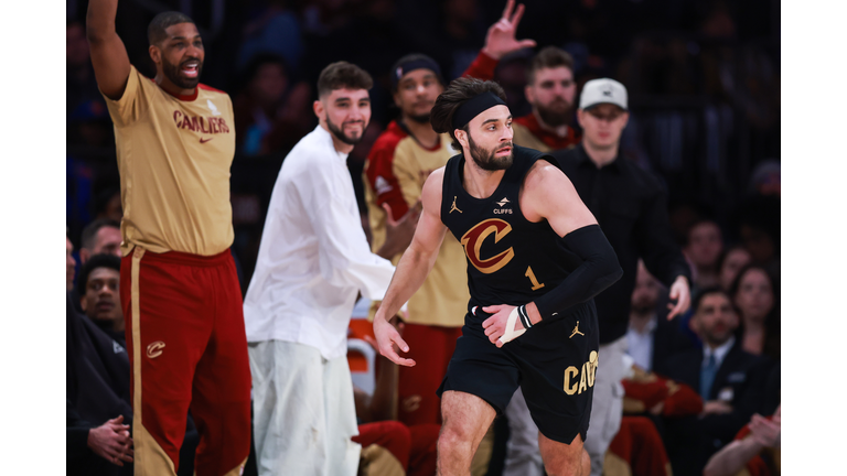 Cleveland Cavaliers v New York Knicks