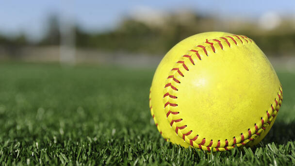LSU Softball Visits Arkansas Thursday