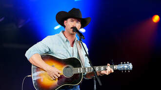 Riley Green is coming to Pinnacle Bank Arena!