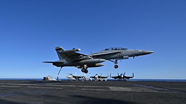 US Fighter Jet Rolls Off Aircraft Carrier, Sinks Into Ocean