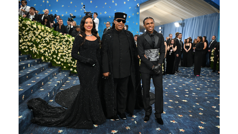 US-ENTERTAINMENT-FASHION-METGALA-CELEBRITY-MUSEUM-RED CARPET