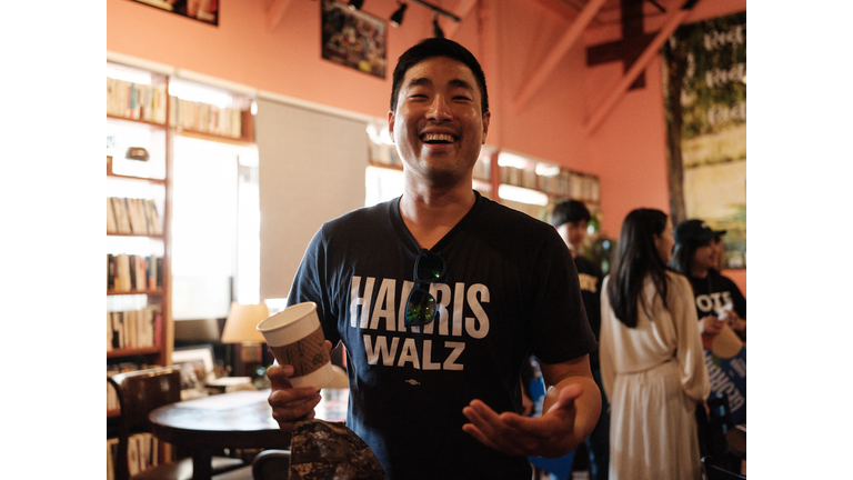 US-VOTE-POLITICS-HARRIS