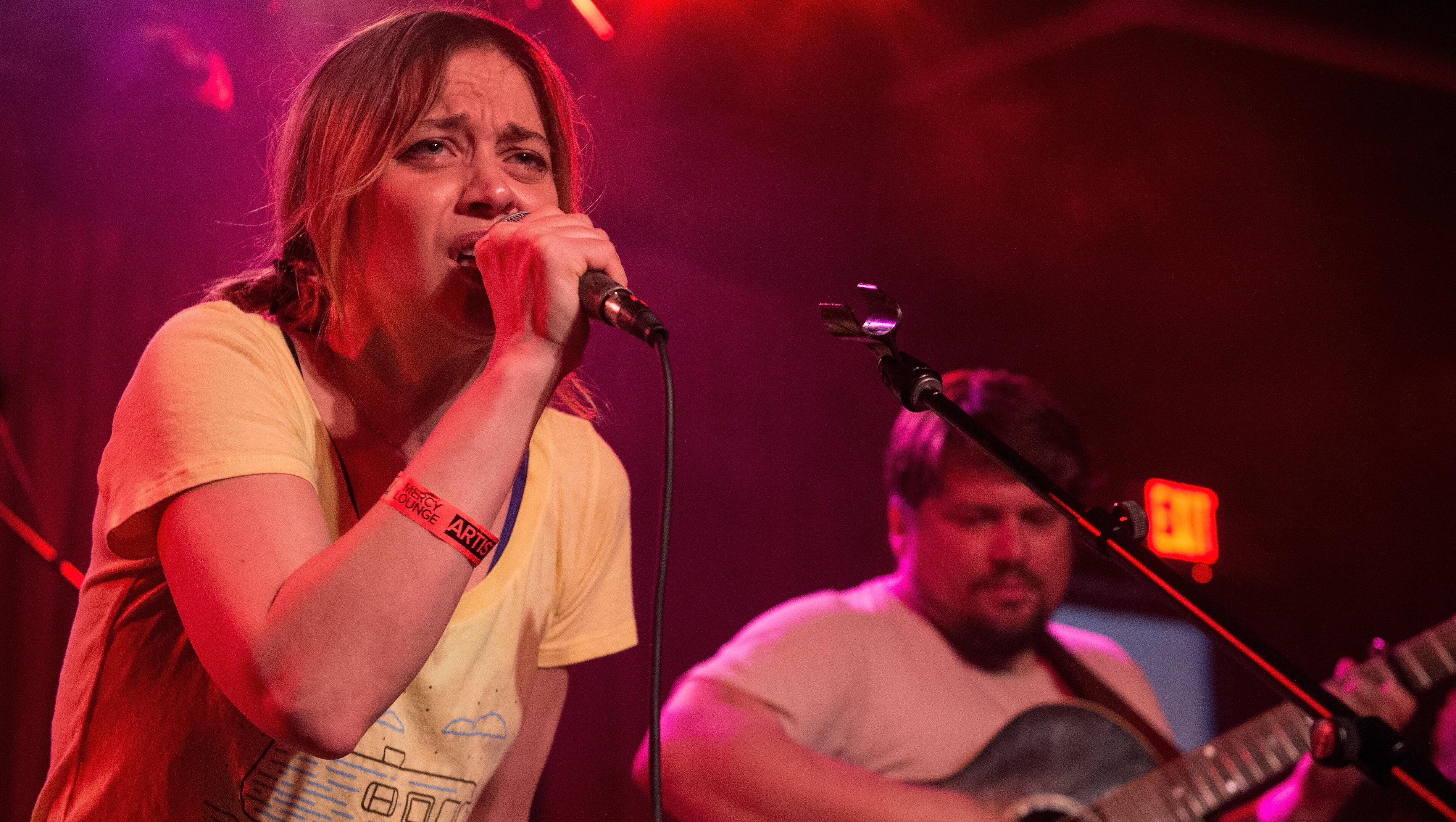 Fiona Apple Releases New Song With A Strong Message 