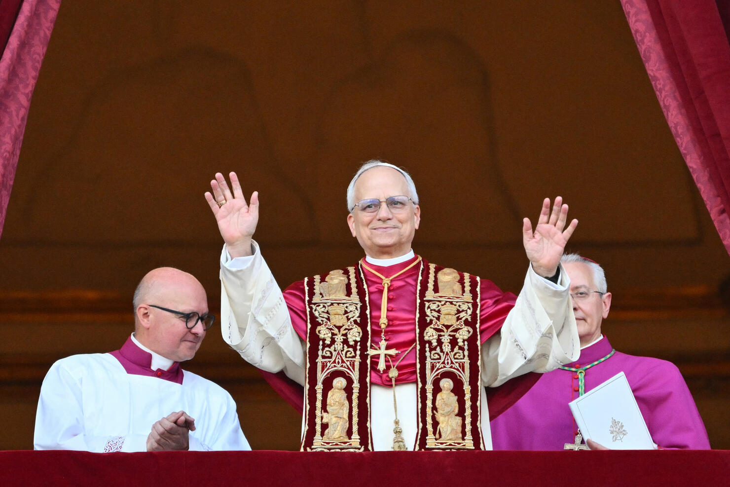 TOPSHOT-VATICAN-RELIGION-POPE-CONCLAVE