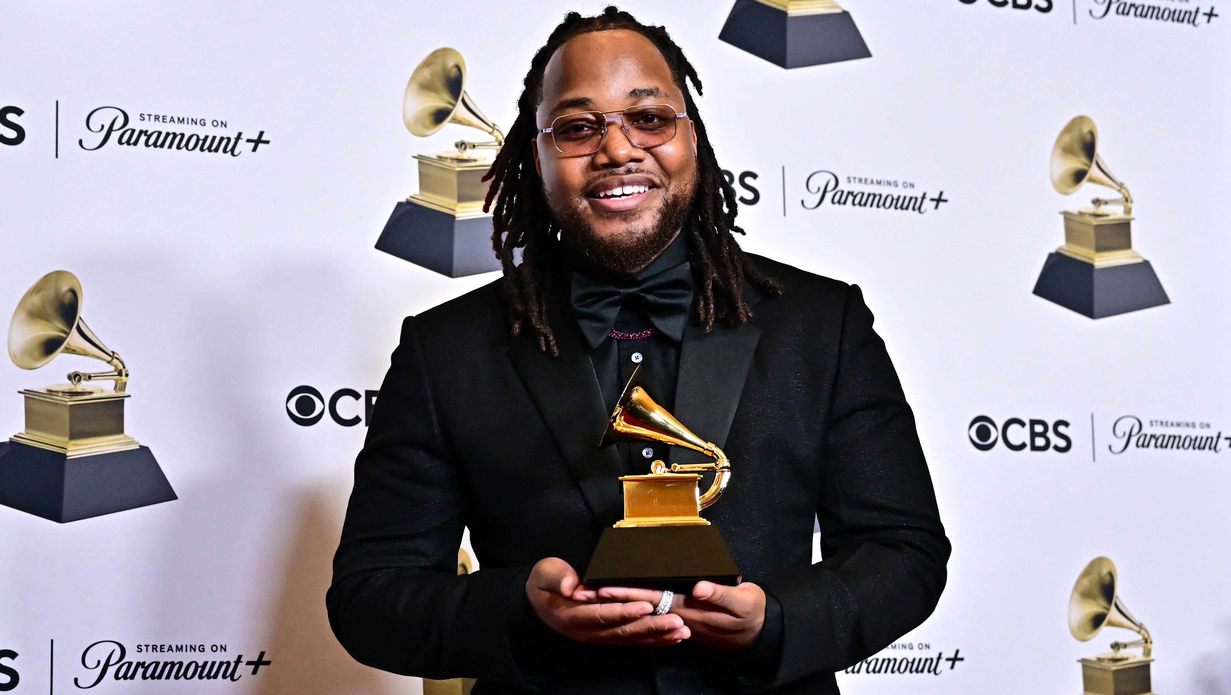 Leon Thomas Gave Us  A Snippet Of His Upcoming Deluxe Track 