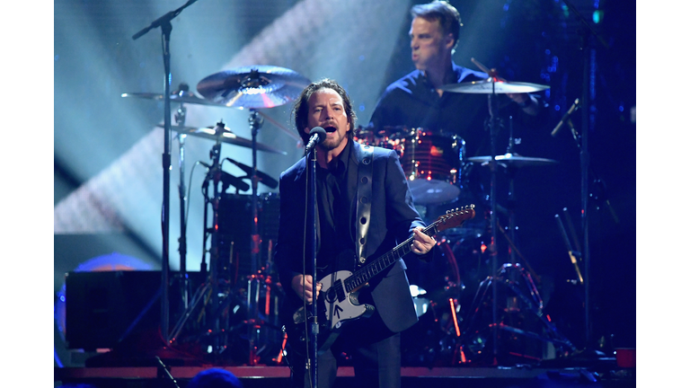 32nd Annual Rock & Roll Hall Of Fame Induction Ceremony - Show