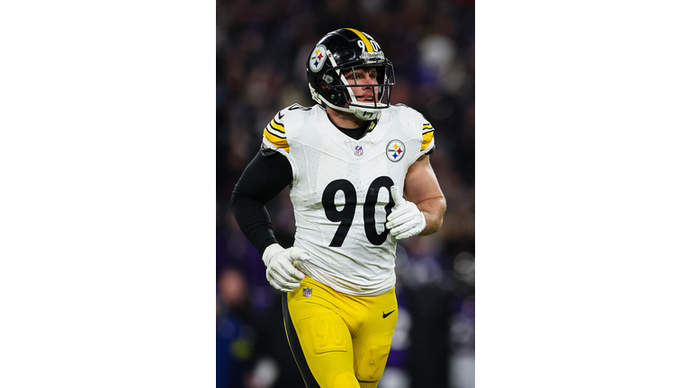 AFC Wild Card Playoffs: Pittsburgh Steelers v Baltimore Ravens