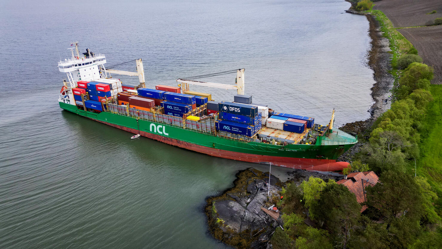 TOPSHOT-NORWAY-MARITIME-ACCIDENT