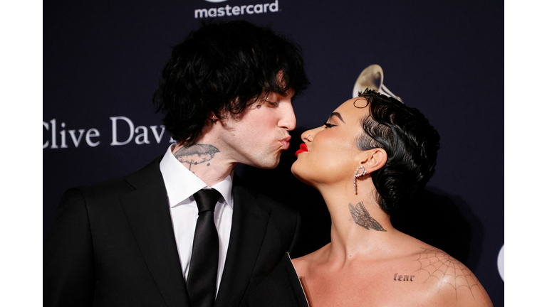 US-ENTERTAINMENT-MUSIC-GRAMMYS-CLIVE DAVIS-ARRIVALS