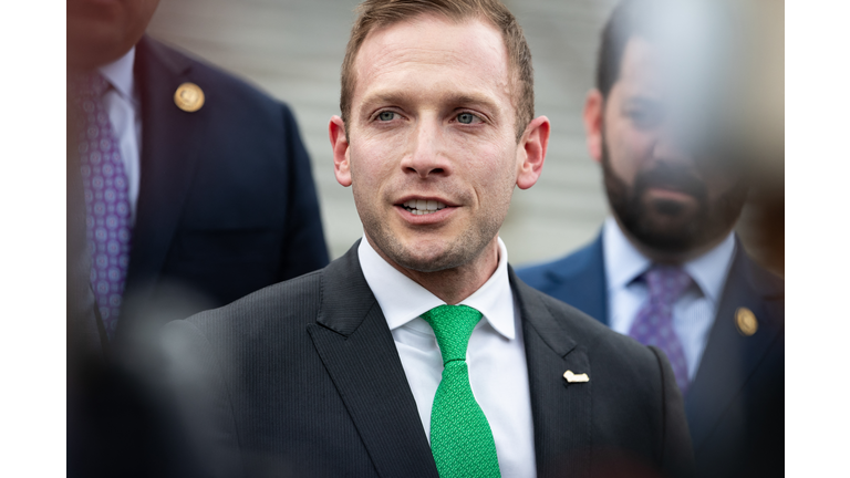 House Speaker Mike-Johnson-survives-motion-to-oust-him