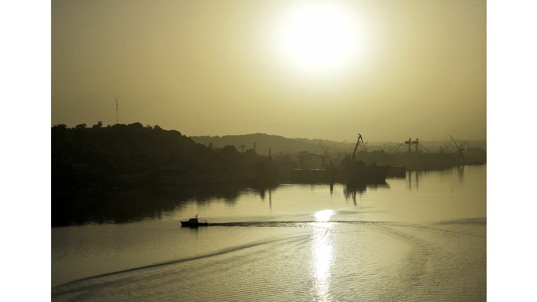 TOPSHOT-CUBA-SAHARA-DUST-WEATHER