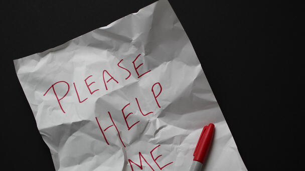 Kidnapped Woman Rescued After Restaurant Worker Found Her Note For Help