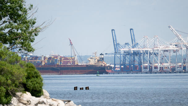 Thousands Of Gallons Of Oil Spilled In Baltimore Harbor 