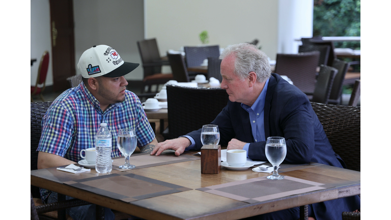 Sen. Chris Van Hollen Meets With Wrongly Imprisoned Man Kilmar Armando Abrego Garcia in El Salvador
