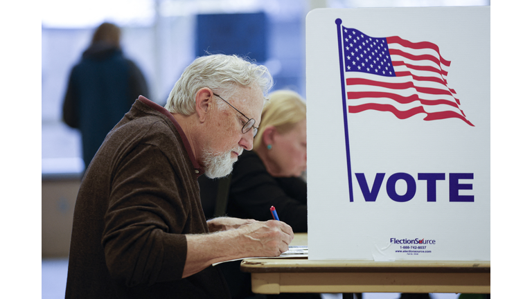 TOPSHOT-US-VOTE-POLITICS