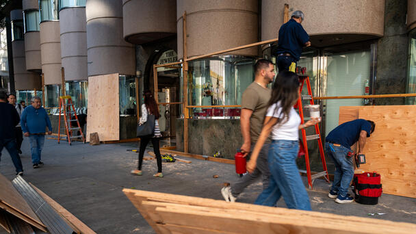 LA Mayor and Councilwoman Jurado Announce Resources for Downtown Businesses