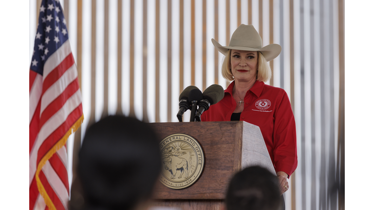 Texas Land Commissioner Buckingham Highlights Border Wall Construction At Site Offered To Incoming Trump Administration For Deportation Facilities
