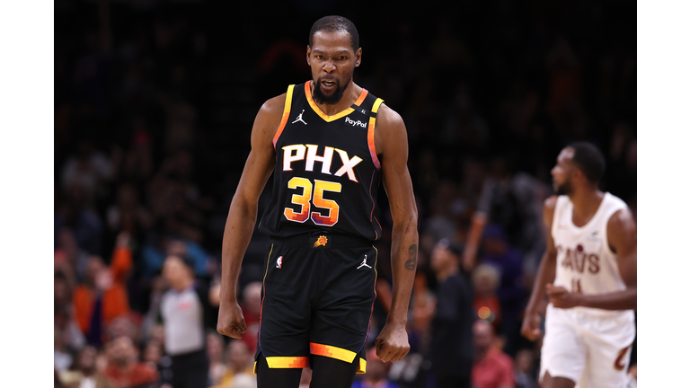 Cleveland Cavaliers v Phoenix Suns