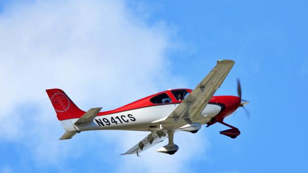 Family Of 4 Killed After Small Plane Crashes Near Executive Airport