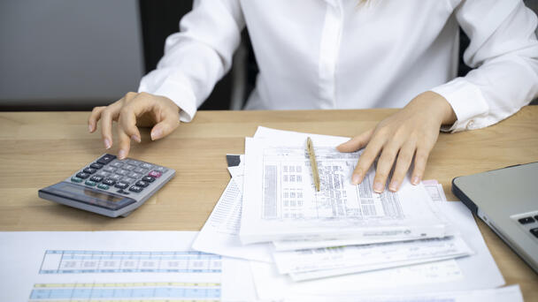 Kingston Comptroller Warns of Potential Tax Hikes