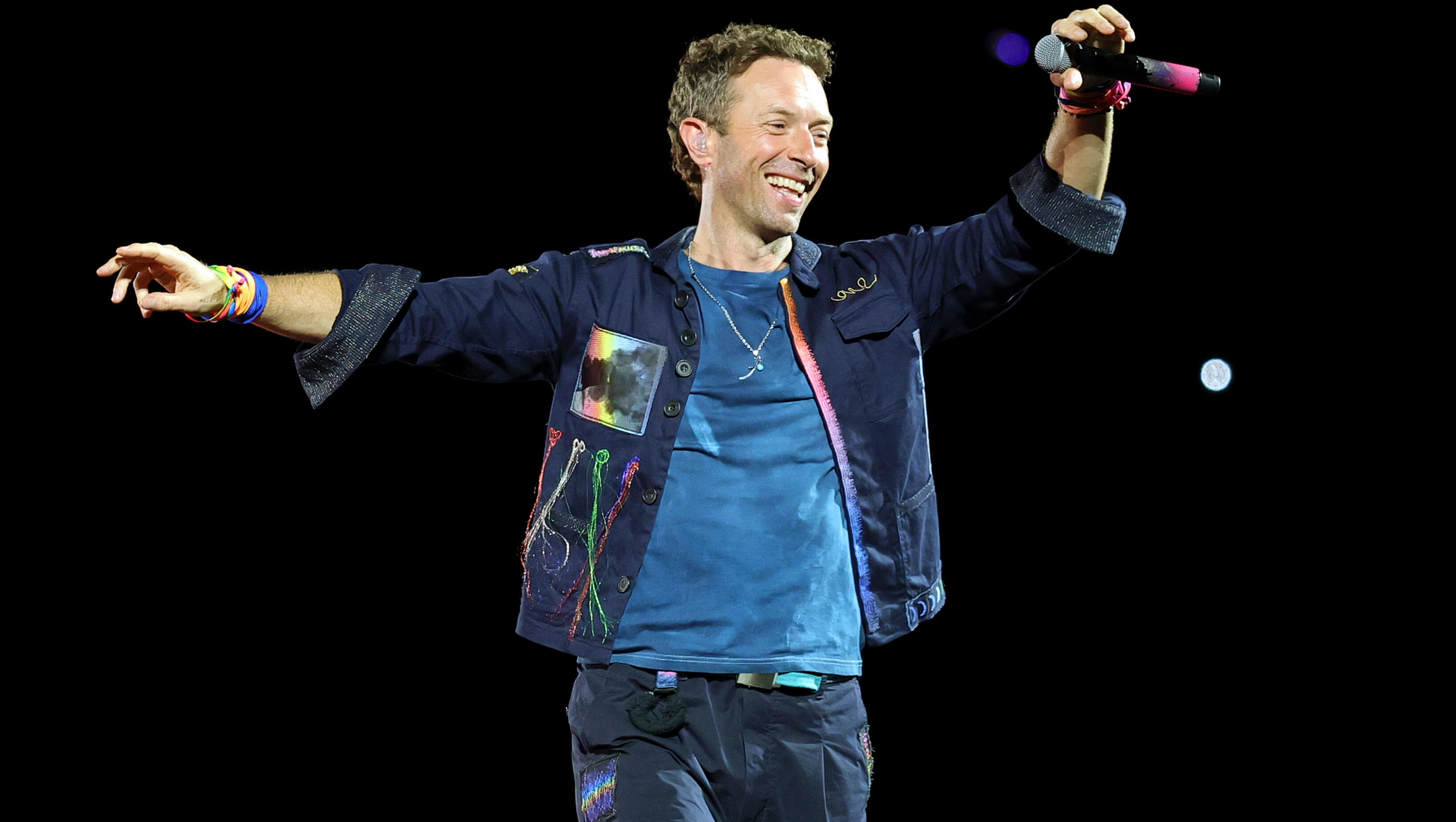 The Viral Coldplay Kiss Cam Video 