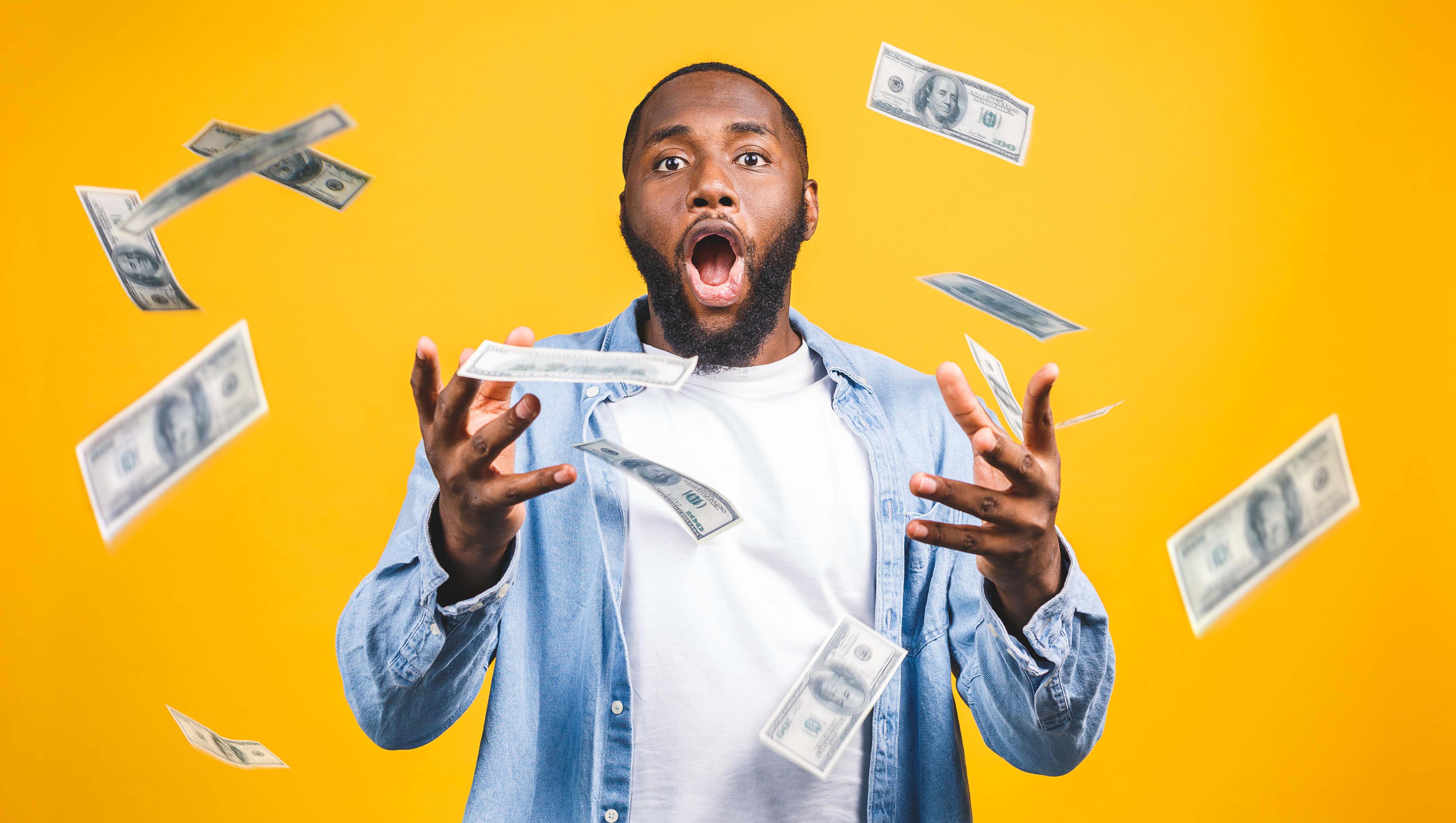 Survey Says Americans Want Cash Most for Christmas