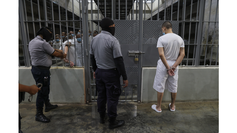 El Salvador Continues To Receive Deportees From The US As Controversy Escalates
