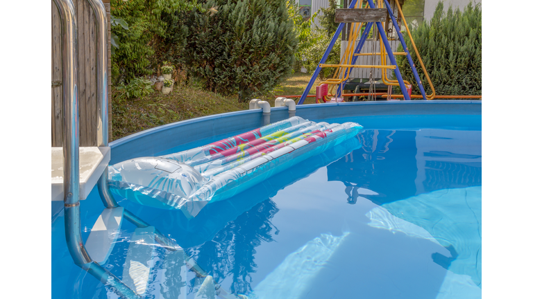 sunny pool scenery