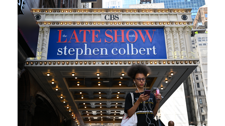 US-ENTERTAINMENT-CBS-LATE SHOW-COLBERT