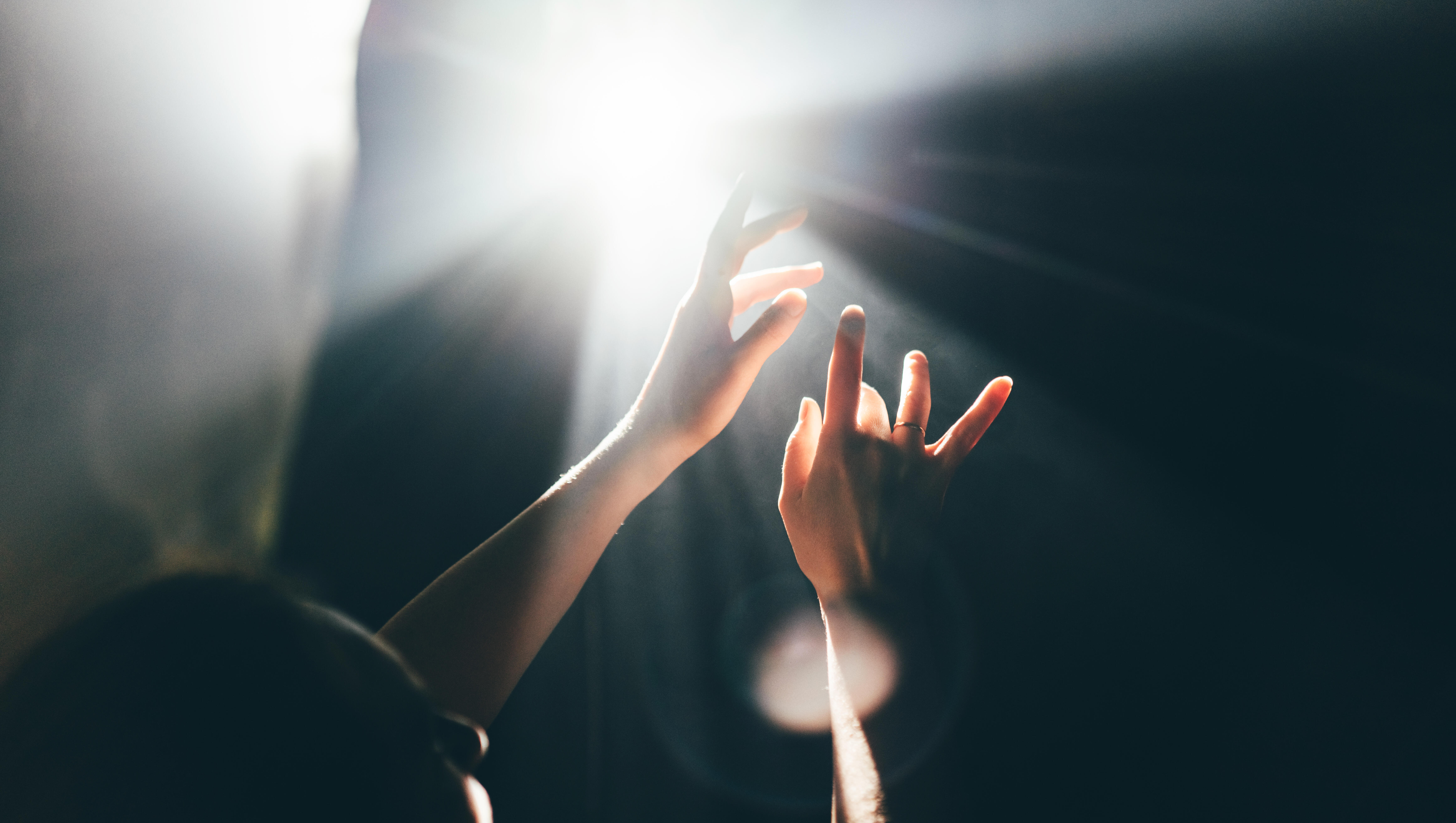 Angelic Voices / UFOs & Strange Phenomena