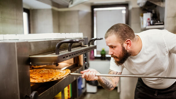 85 People Sickened After Pizzeria Accidentally Served Them Drug-Laced Pizza