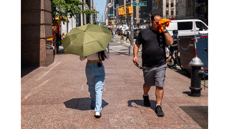 Second Extreme Heat Wave Of Summer Pushes Temps Into Upper 90's In NYC